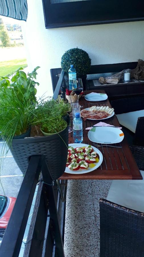 Apartement Gyarmaty Sankt Johann in Tirol Exteriör bild